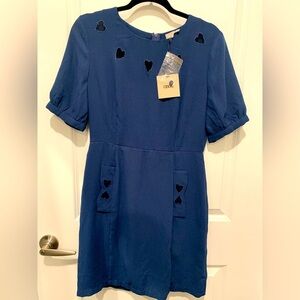 NWT Women’s ASOS Navy Blue Round Neck Tailored Short Sleeved Dress Size 8